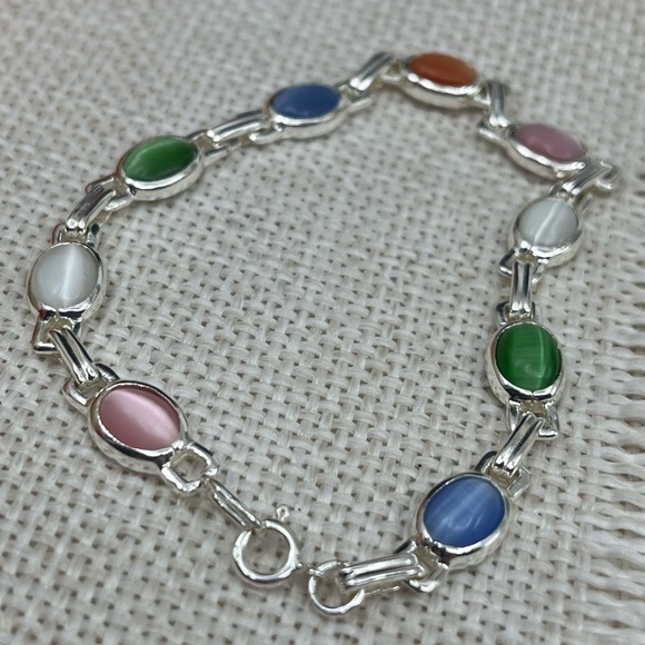 Stunning Vintage Sterling Silver Chainlink Bracelet with Multicolored Cabochons - Picture 5 of 16
